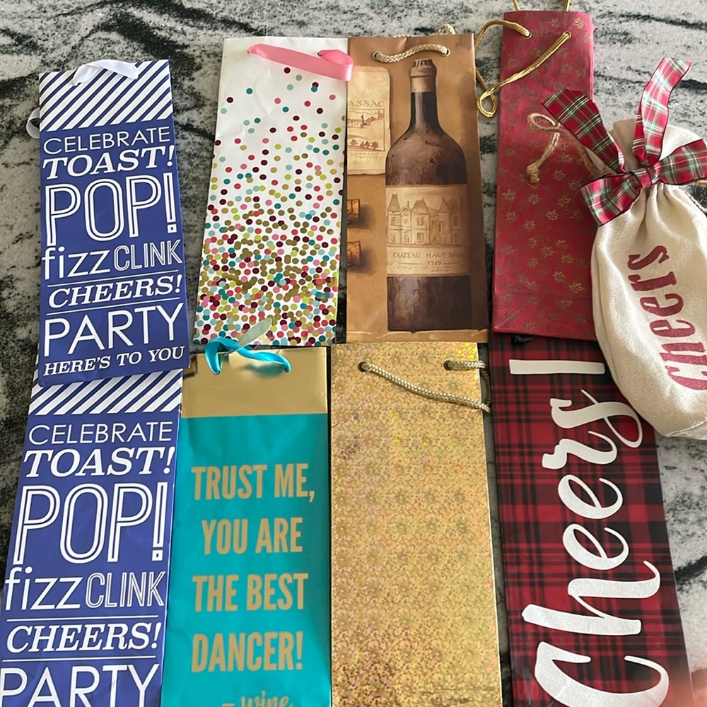 Lot of 9 wine gift bags
